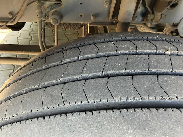 2008 daf lf vrachtwagen met hiab autolaadkraan - afbeelding 36 van  41