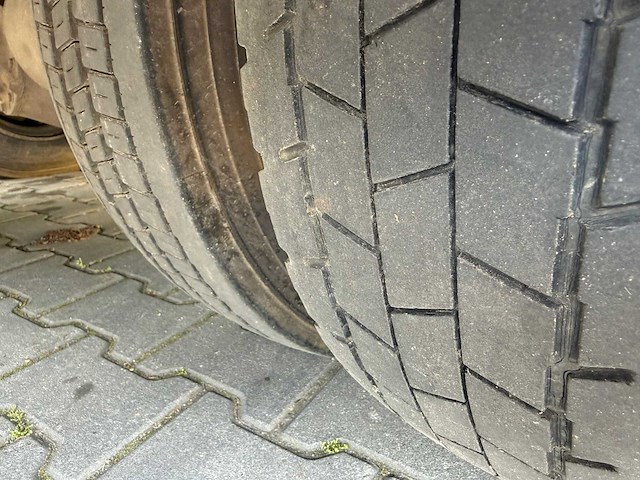 2008 daf lf vrachtwagen met hiab autolaadkraan - afbeelding 19 van  41