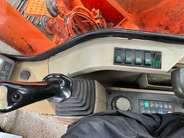 2008 doosan s155lc-v rupsgraafmachine - afbeelding 15 van  41