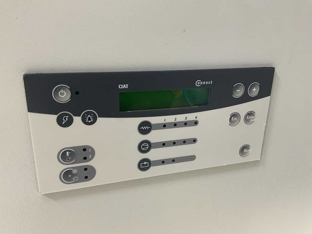 2008 dynaciat lg lgp 600v chiller (c) - afbeelding 8 van  12