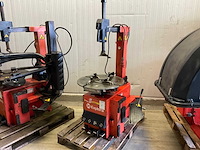 2008 explora boxer a22-20 banden de-en montageapparaat - afbeelding 1 van  8