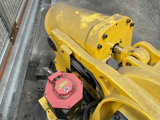 2008 fanuc r-2000ib 210f transportrobot - afbeelding 6 van  33