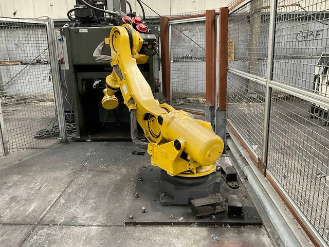 2008 fanuc r-2000ib 210f transportrobot - afbeelding 12 van  33