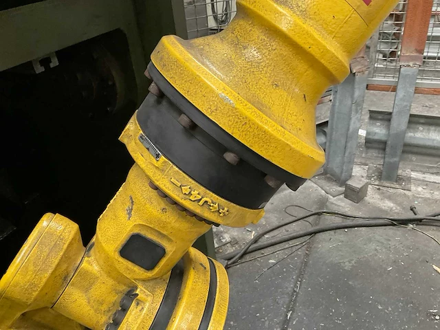 2008 fanuc r-2000ib 210f transportrobot - afbeelding 27 van  33
