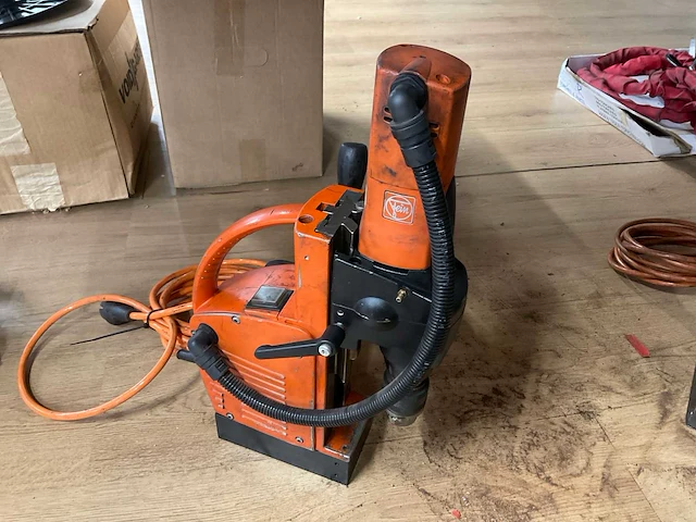 2008 fein kbm 32q magnetische boormachine - afbeelding 2 van  3