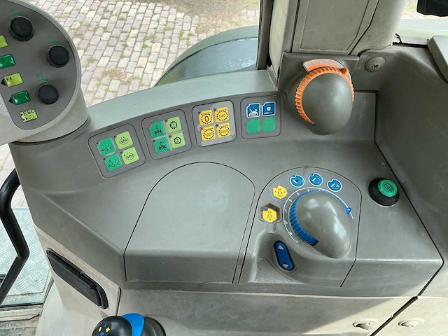 2008 fendt 718 vierwielaangedreven landbouwtractor - afbeelding 30 van  38