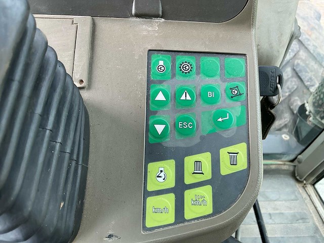 2008 fendt 718 vierwielaangedreven landbouwtractor - afbeelding 34 van  38