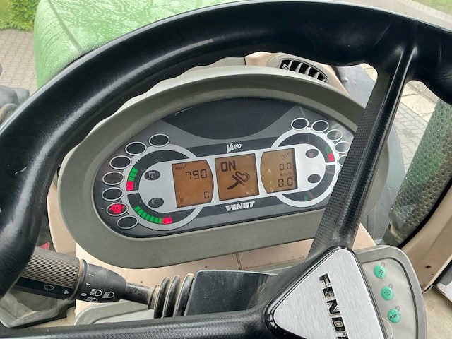 2008 fendt 927 vario vierwielaangedreven landbouwtractor - afbeelding 15 van  44