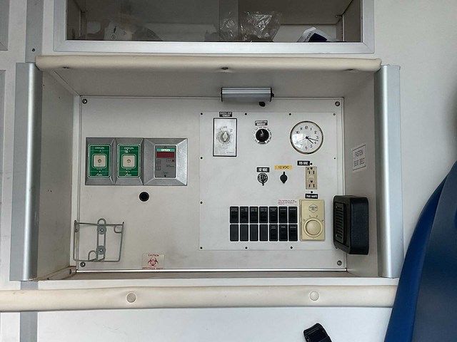 2008 ford f-350 xlt super duty ambulance bedrijfswagens - afbeelding 2 van  34