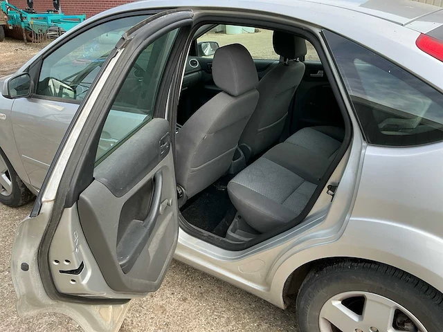 2008 ford focus 1.6-16v ambiente personenauto - afbeelding 6 van  18