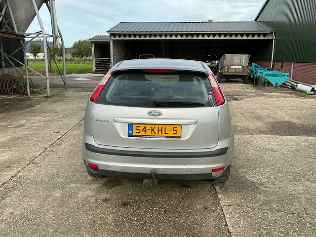 2008 ford focus 1.6-16v ambiente personenauto - afbeelding 13 van  18