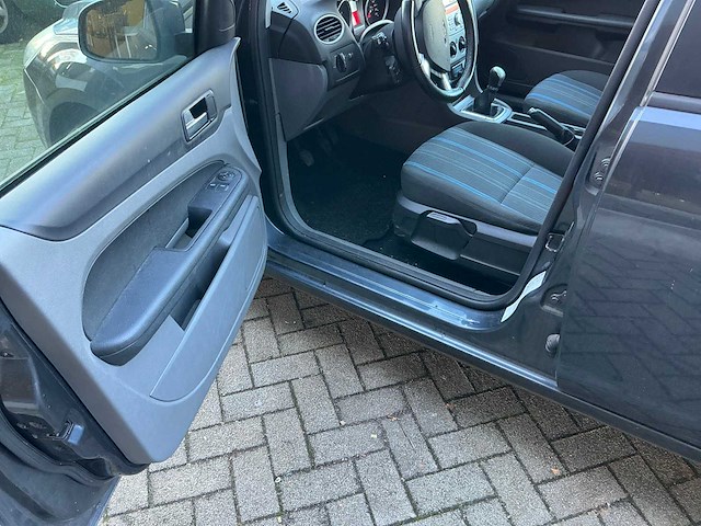 2008 ford focus wagon personenauto (62-gpd-4) - afbeelding 30 van  46