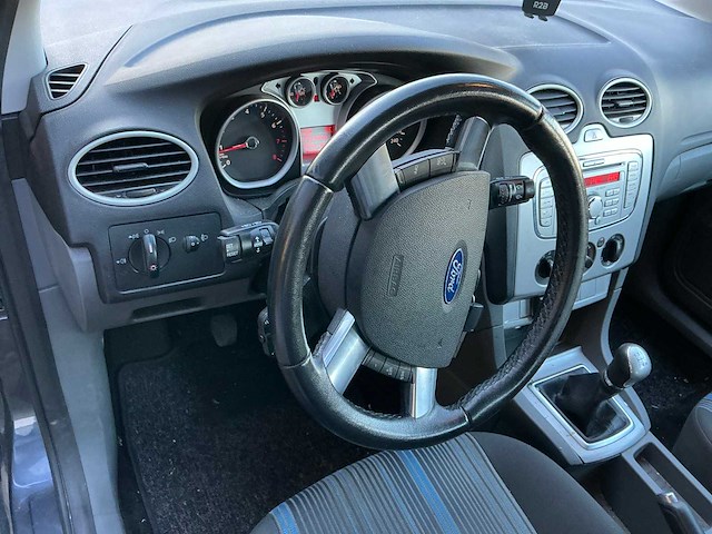 2008 ford focus wagon personenauto (62-gpd-4) - afbeelding 32 van  46