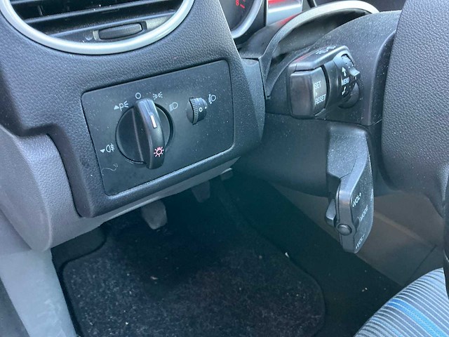 2008 ford focus wagon personenauto (62-gpd-4) - afbeelding 33 van  46