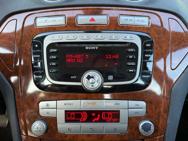 2008 ford mondeo 2.0-16v ghia personenauto - afbeelding 4 van  17