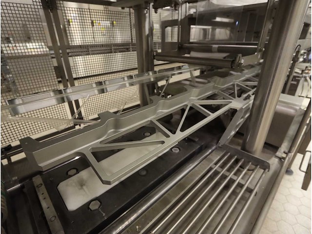 2008 g. mondini e 365 t trayseal verpakkingslijn - afbeelding 18 van  20