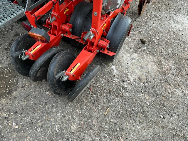 2008 gaspardo mti 3 punts gedragen mais zaaimachine 12 rij - afbeelding 5 van  30