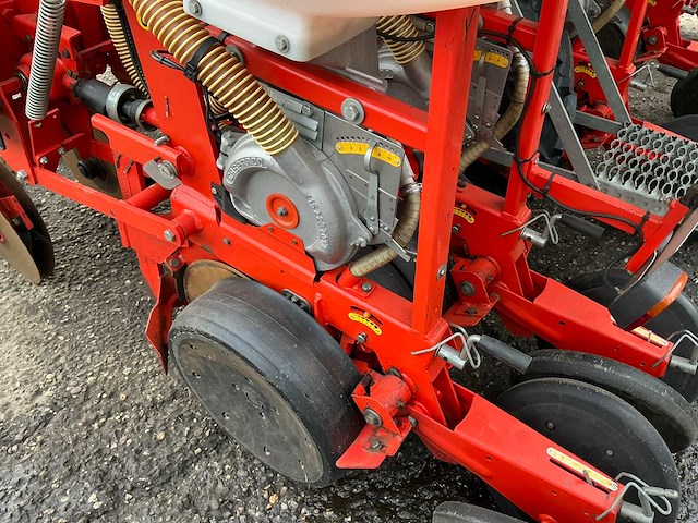 2008 gaspardo mti 3 punts gedragen mais zaaimachine 12 rij - afbeelding 19 van  30