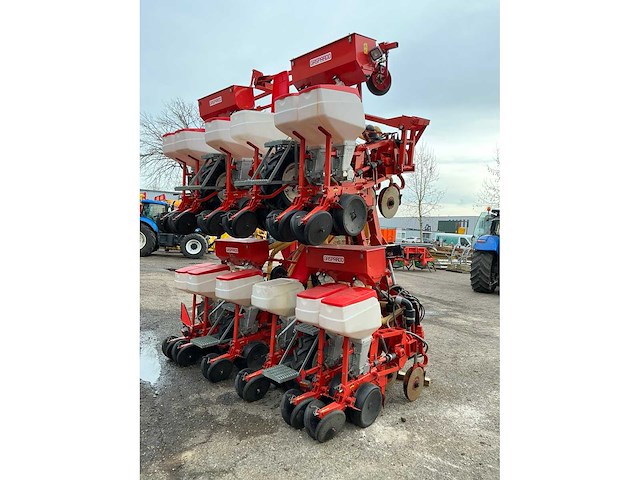 2008 gaspardo mti 3 punts gedragen mais zaaimachine 12 rij - afbeelding 26 van  30