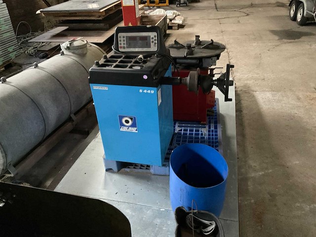 2008 giuliano s 449/2 banden balanceerapparaat - afbeelding 1 van  5