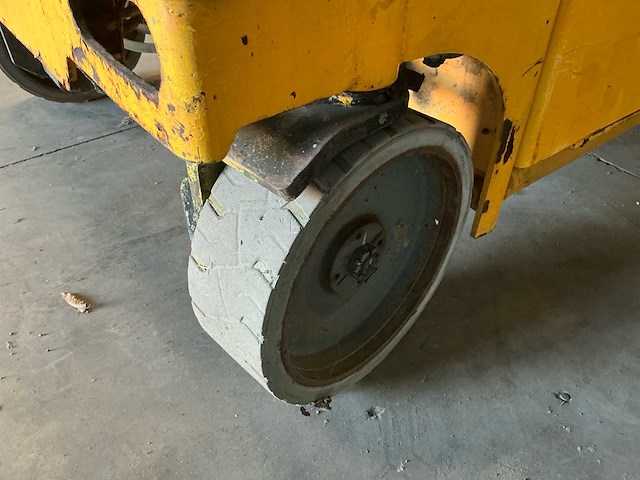 2008 haulotte compact 10 hoogwerker - afbeelding 3 van  15