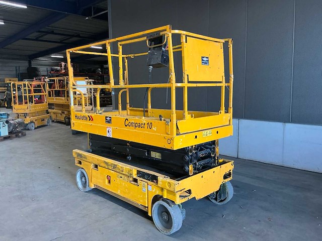 2008 haulotte compact 10 hoogwerker - afbeelding 8 van  15