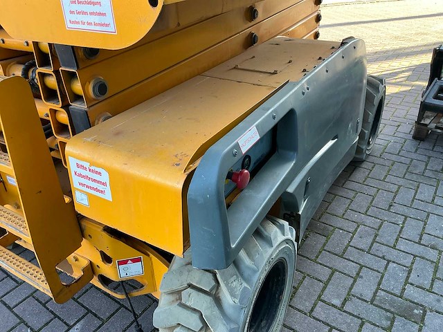 2008 haulotte compact 12rte hoogwerker - afbeelding 3 van  13