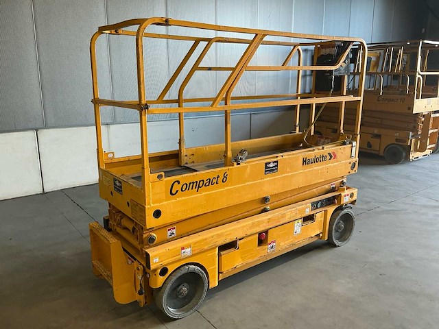 2008 haulotte compact 8 hoogwerker - afbeelding 17 van  21