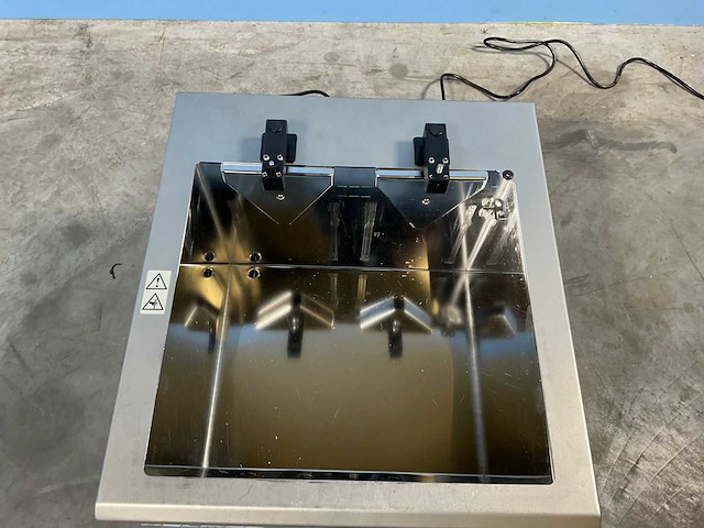 2008 helmer dh8 plasma ontdooier - afbeelding 5 van  5