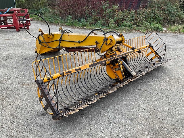 2008 herder mxlt 300 maaikorf met verlenggiek - afbeelding 1 van  10