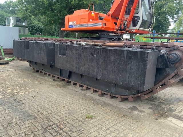 2008 hitachi ma125 amfibische rupsgraafmachine - afbeelding 2 van  39