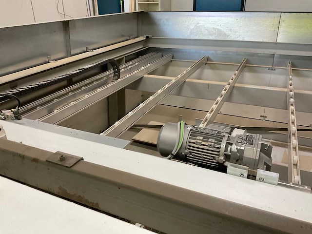 2008 holz-her cut 82 6110 horizontale platen opdeelzaagmachine - afbeelding 4 van  20