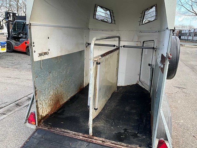 2008 hotrarijs voltaire paardentrailer 87-wb-kj - afbeelding 17 van  26