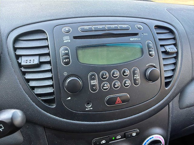 2008 hyundai i10 1.25i active personenauto - afbeelding 15 van  27