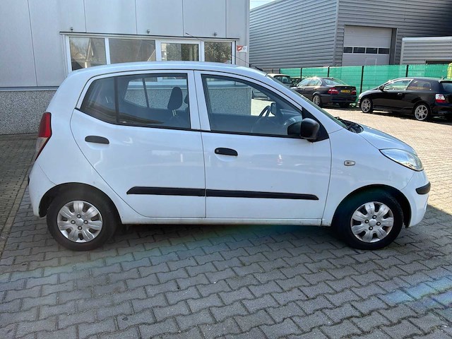 2008 hyundai i10 1.25i active personenauto - afbeelding 22 van  27