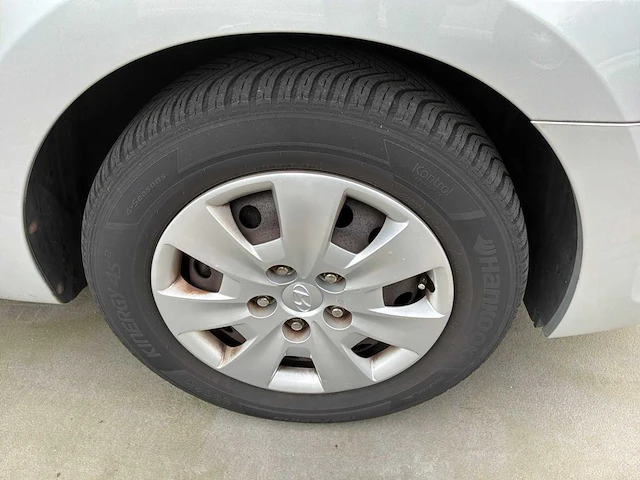 2008 hyundai i30 cw 1.6i dynamic personenauto - afbeelding 20 van  27