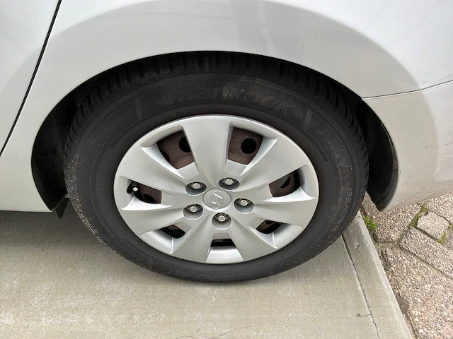 2008 hyundai i30 cw 1.6i dynamic personenauto - afbeelding 22 van  27