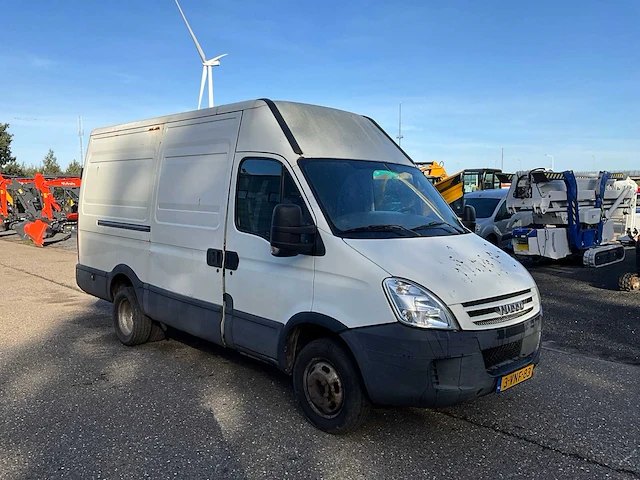 2008 iveco daily 35c12v bedrijfswagen 3-vnf-83 - afbeelding 27 van  42
