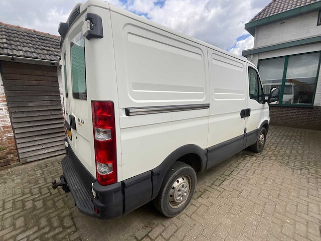 2008 iveco daily daily 29 l 12v 300 h2 l bedrijfswagen l1h1 - afbeelding 24 van  29
