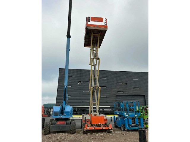 2008 jlg 3349rt schaarhoogwerker - afbeelding 13 van  18