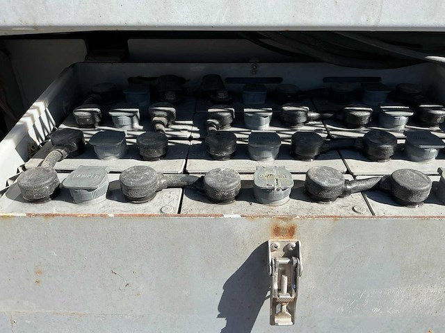 2008 jlg m 4069 hybride hoogwerker - afbeelding 2 van  9