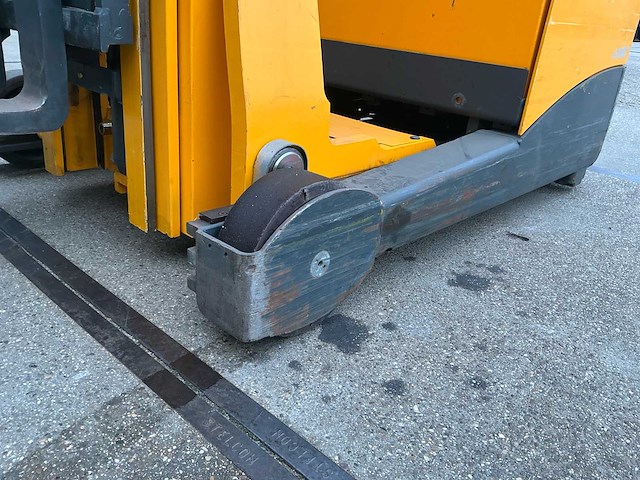 2008 jungheinrich etv 114 reach truck - afbeelding 4 van  16