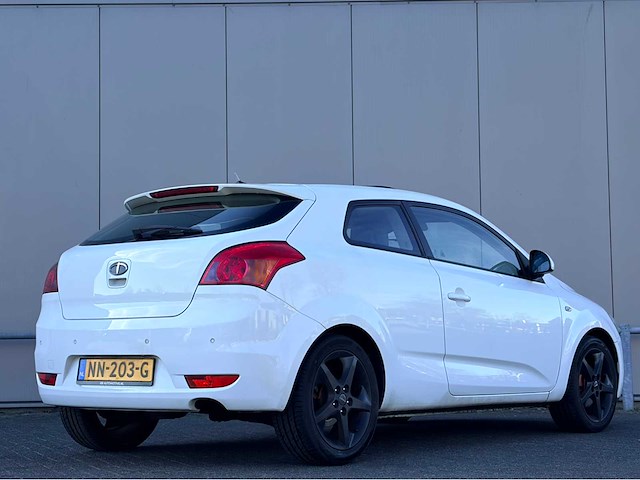 2008 kia pro_cee'd xtra personenauto - afbeelding 13 van  17