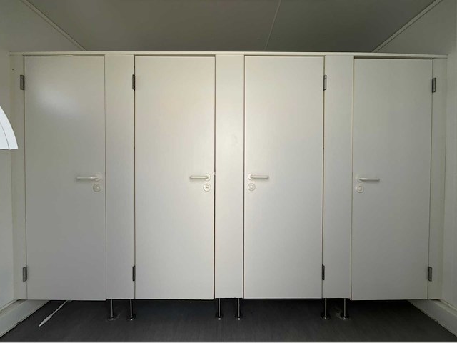 2008 kleusberg solid typ 10 sanitair unit - afbeelding 13 van  17