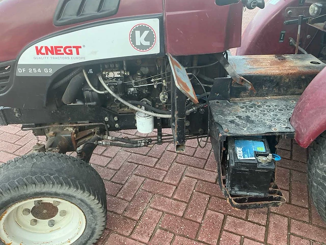2008 knegt df254g2 vierwielaangedreven landbouwtractor - afbeelding 2 van  36