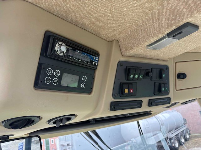 2008 krone big m ll maaimachine - afbeelding 68 van  76