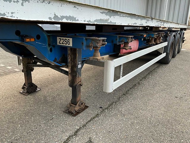 2008 krone sd27 container chassis met 40ft container - afbeelding 10 van  29