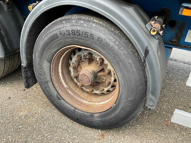 2008 krone sd27 container chassis met 40ft container - afbeelding 7 van  29