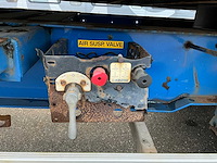 2008 krone sd27 container chassis met 40ft container - afbeelding 11 van  29