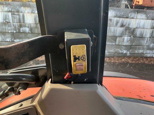 2008 kubota m9540h-c vierwielaangedreven landbouwtractor - afbeelding 46 van  58